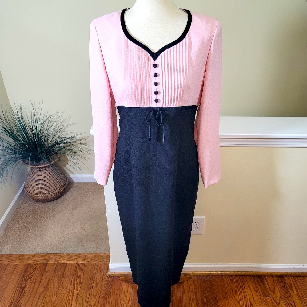 Cynthia Howie for Maggy Boutique Dress - Picture 3 of 7